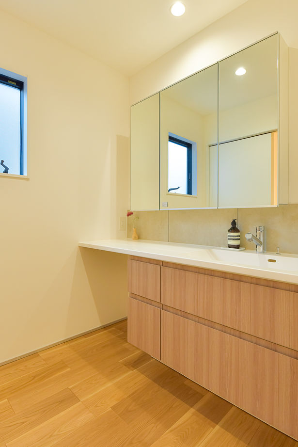 エースホーム 【平屋/書斎/バリアフリー】猫と暮らす　ガレージのある平家の建築実例画像7