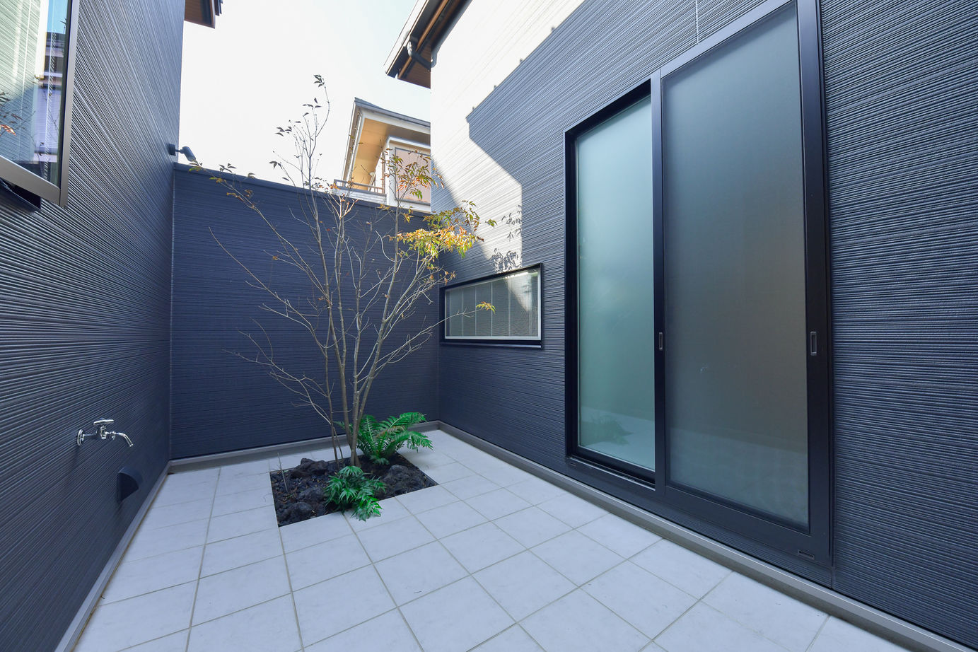 エースホーム 【平屋/書斎/バリアフリー】猫と暮らす　ガレージのある平家の建築実例画像8