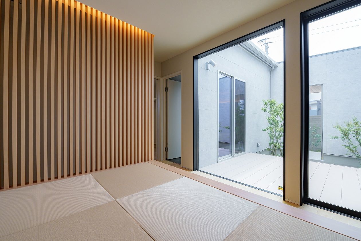 エースホーム 【平屋／ダウンフロアリビング／中庭】真似したい人続出！神間取りの平屋の建築実例画像9