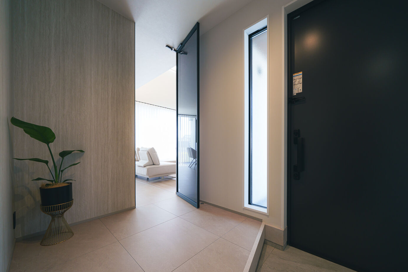 エースホーム 【ホテルライク／1階完結型／家事動線抜群】美しすぎるホテルライク邸宅の建築実例画像2