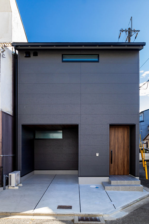 ハウスアップ 【京都府／敷地22.1坪】家事ラクを極めたカッコいい家。シンプルなデザインとスムーズな家事動線を両立の建築実例画像2