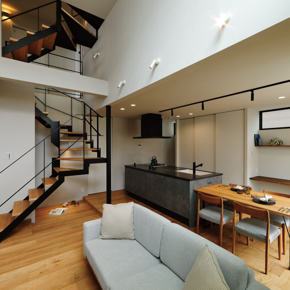 ハウスアップ 子どもたちがのびのびとできるカッコいい家の建築実例画像2