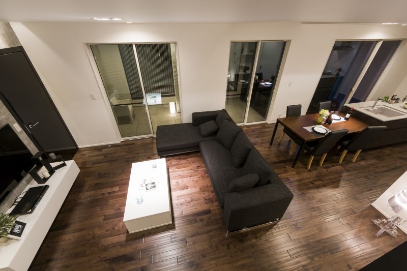 ARC style (アークスタイル) リビングイン階段が家族をつなぐ　設計士がインテリアコーディネートをしたモダンハウスの建築実例画像3