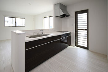 いえとち本舗 【1500万円台｜30.8坪｜太陽光6.75kW付｜スマートハウス】ワンフロアでも暮らせるフレキシブルな家の建築実例画像3