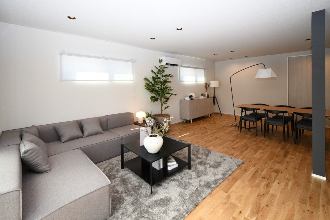 いえとち本舗 【1900万円台|2階建|太陽光12kW付】30帖のLDKとアイランドキッチンが特徴の「イエテラス」の建築実例画像2