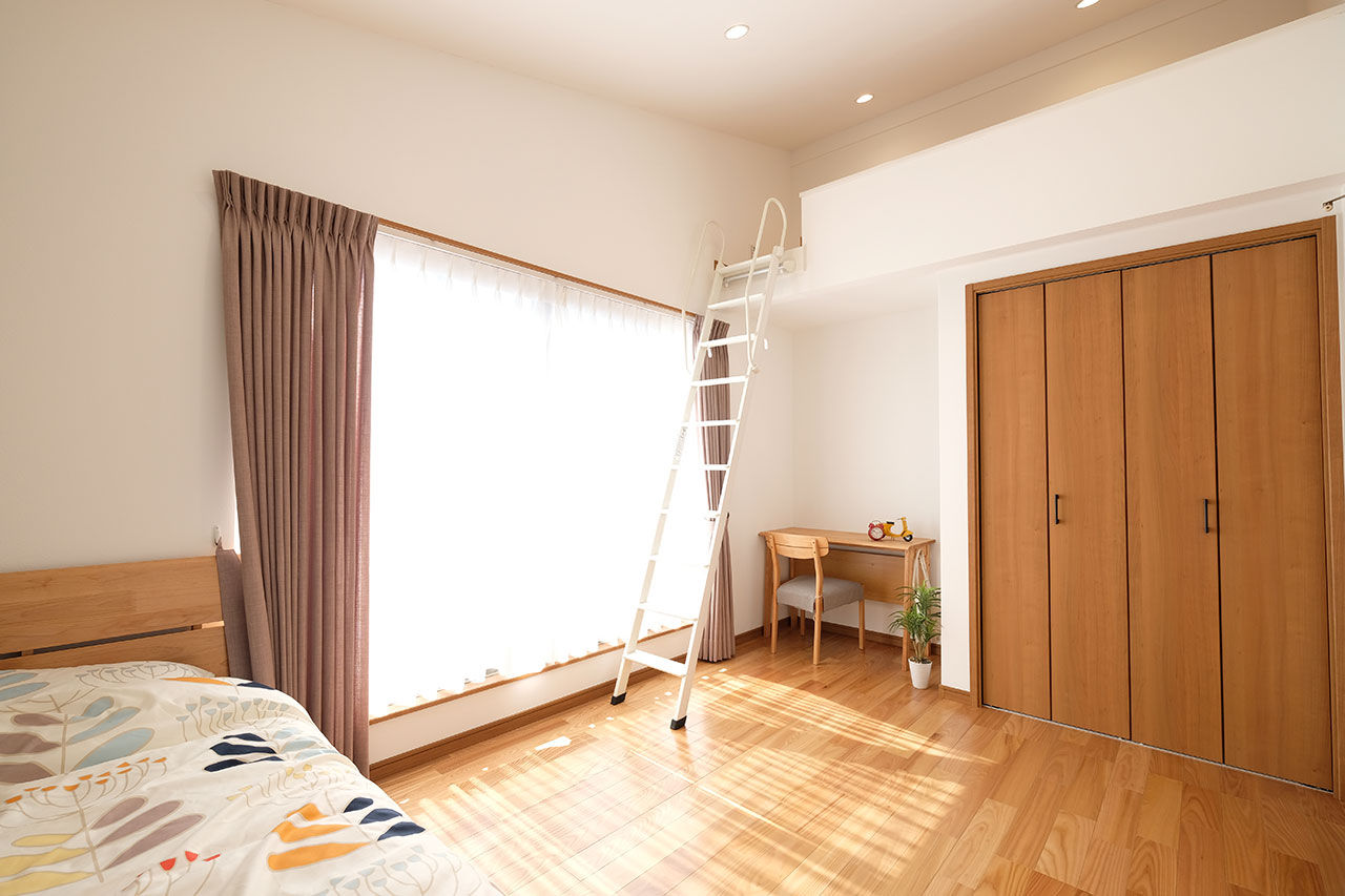 ワイケイホーム 【ビルトインガレージ／間取り図あり】19.3坪の狭小地に建つスタイリッシュな3階建ての建築実例画像6