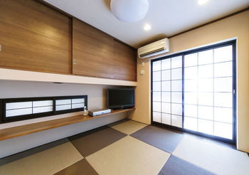 ワイケイホーム ≪間取り図有≫13坪で間口3mの狭小地でも広々と明るい、3階建て等身大リアルサイズを実現！の建築実例画像2