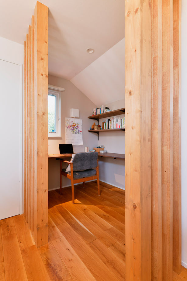 TAINN DESIGN　一級建築士事務所 【1840万円/22.5坪/間取り図あり】狭小×旗竿地でものびのび快適！採光とプライバシーを兼ねる２階リビングの建築実例画像7