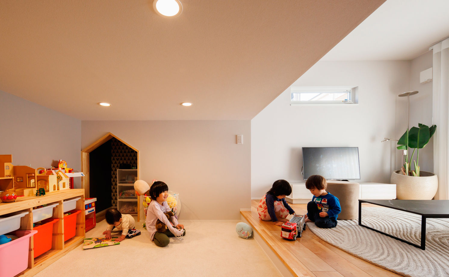 TAINN DESIGN　一級建築士事務所 【3200万円/36坪/間取り図あり】4人の子どもがすくすく育つスキップフロアのLDK。家事ラク・育児プランも◎の建築実例画像4