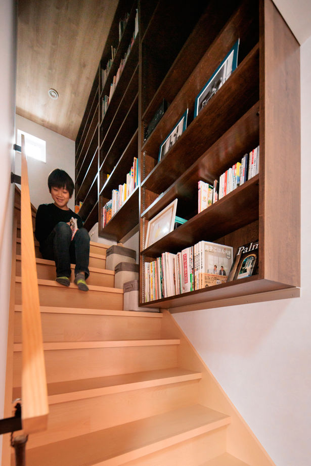 TAINN DESIGN　一級建築士事務所 【3000万円台/30坪台/間取り図あり】木の温もりと吹き抜けの開放感！家族の繋がりを育む２階リビングの建築実例画像7