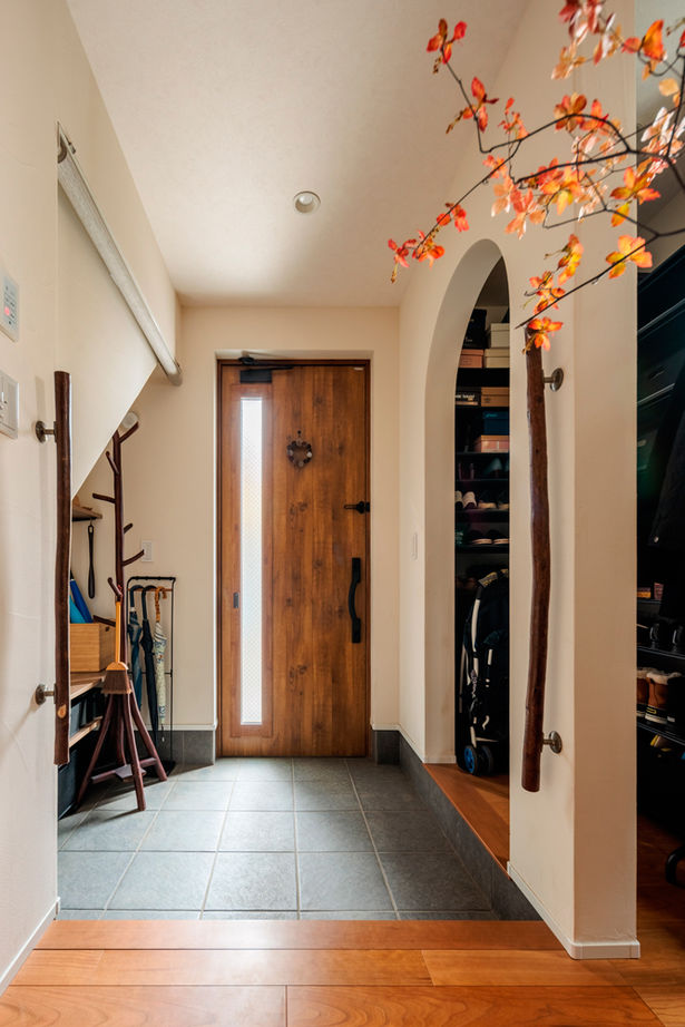 TAINN DESIGN　一級建築士事務所 【3000万円台/30坪台/間取り図あり】木の温もりと吹き抜けの開放感！家族の繋がりを育む２階リビングの建築実例画像10