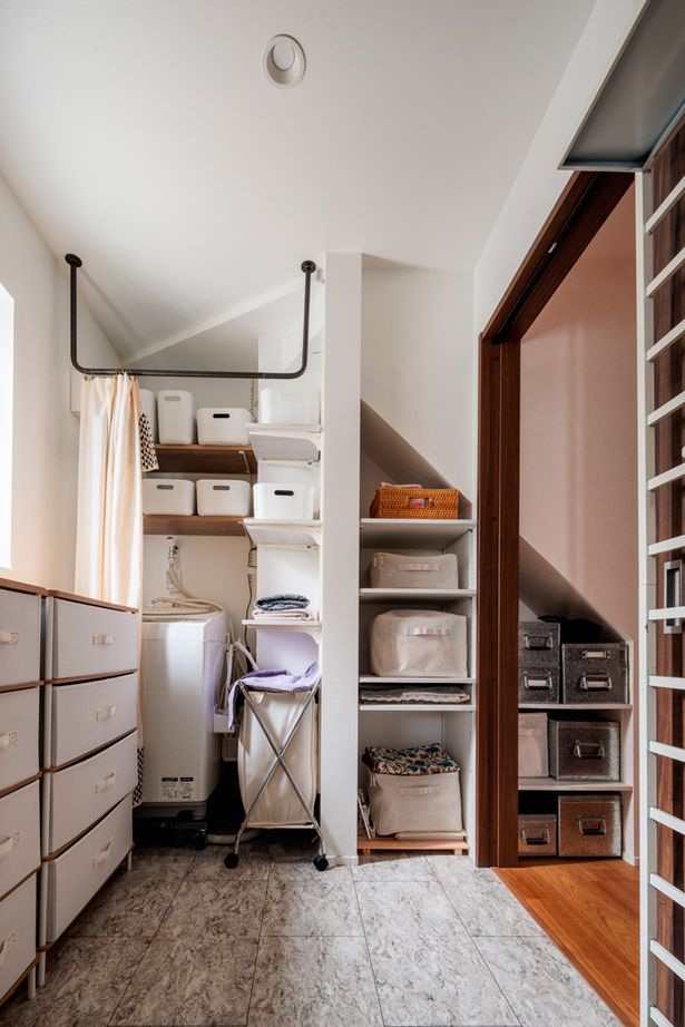 TAINN DESIGN　一級建築士事務所 【3000万円台/30坪台/間取り図あり】木の温もりと吹き抜けの開放感！家族の繋がりを育む２階リビングの建築実例画像12