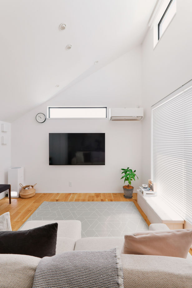 TAINN DESIGN　一級建築士事務所 【2800万円台/24.7坪/狭小地/間取り図あり】LDKと水まわり動線をワンフロアに！家族が集まりやすいプランの建築実例画像4