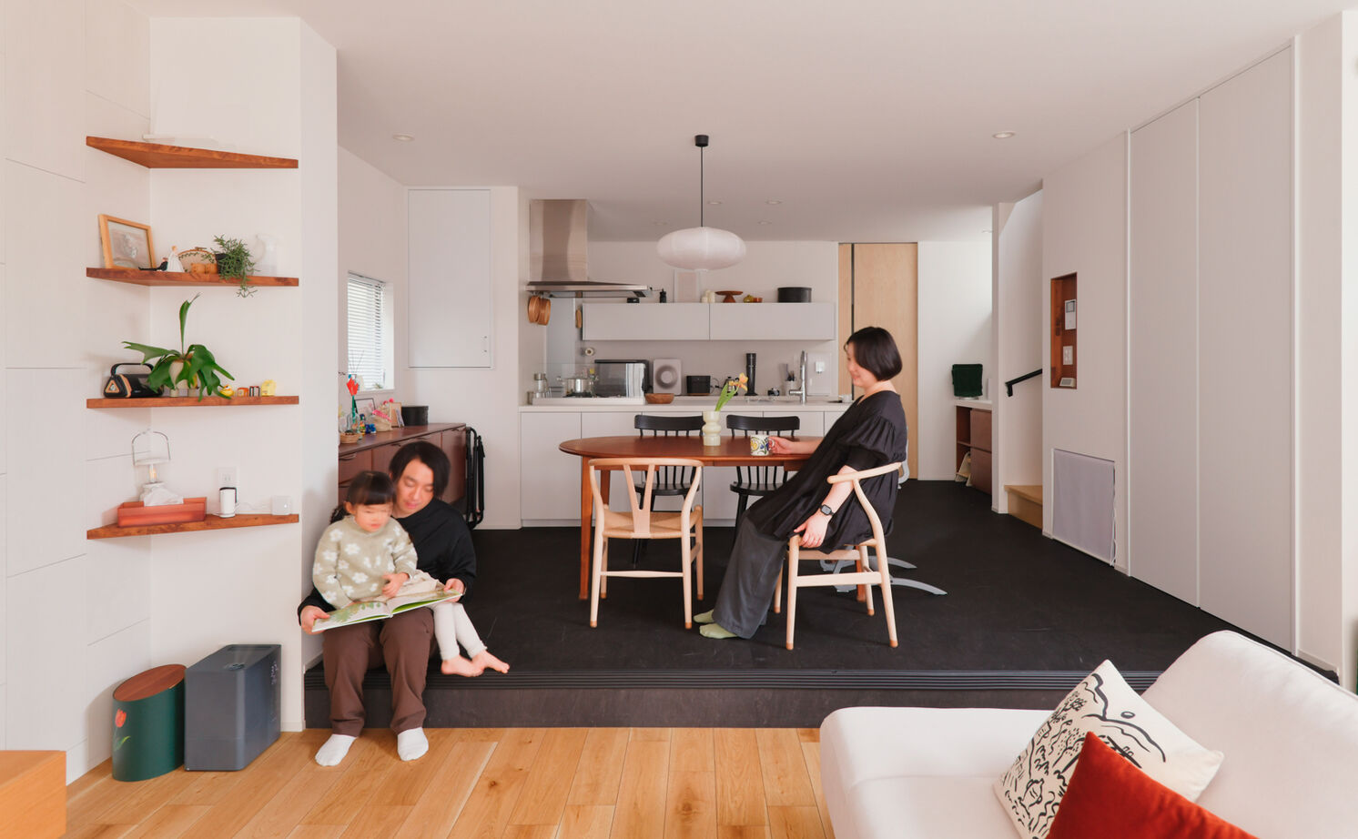 TAINN DESIGN　一級建築士事務所 【3900万円台／36.6坪／高耐震／間取り図】好きなものに囲まれて暮らす。充実収納＋家事ラクプランも必見の建築実例画像