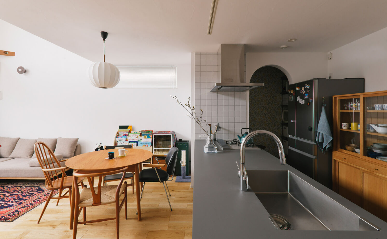 TAINN DESIGN　一級建築士事務所 【2000万円台/28.5坪/ペット住宅/間取り図あり】タイルやクロス一枚にこだわり抜いた個性あふれる住まいの建築実例画像