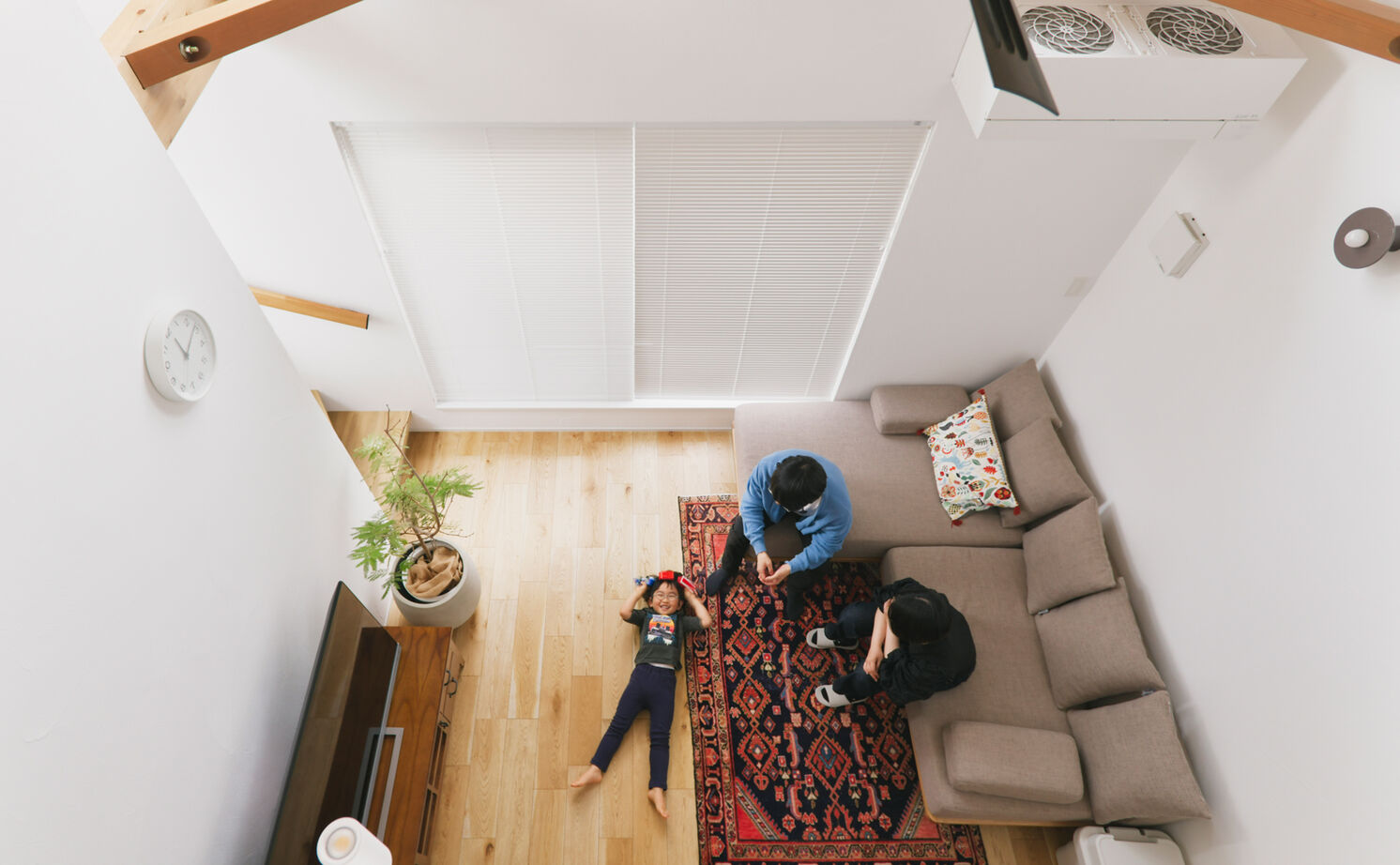 TAINN DESIGN　一級建築士事務所 【2000万円台/28.5坪/ペット住宅/間取り図あり】タイルやクロス一枚にこだわり抜いた個性あふれる住まいの建築実例画像5