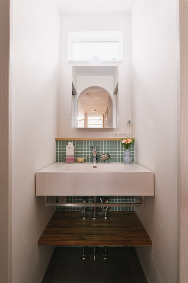 TAINN DESIGN　一級建築士事務所 【2000万円台/28.5坪/ペット住宅/間取り図あり】タイルやクロス一枚にこだわり抜いた個性あふれる住まいの建築実例画像13