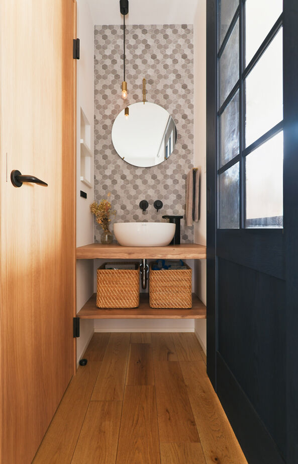 TAINN DESIGN　一級建築士事務所 【2510万円／28.2坪／旗竿地】生活感を隠せる収納力とスマート動線。子育て真っ只中の共働き夫婦を助ける家の建築実例画像6