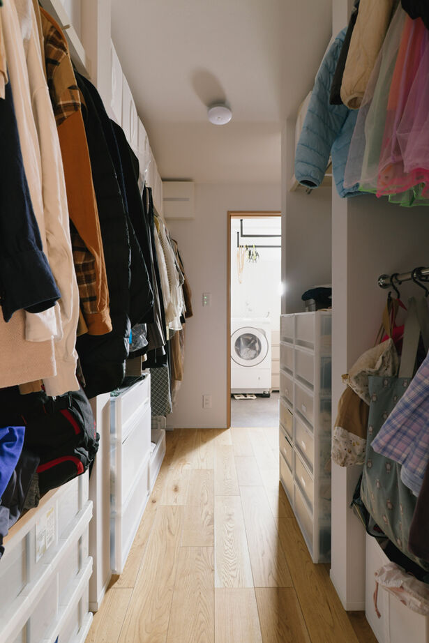 TAINN DESIGN　一級建築士事務所 【2510万円／28.2坪／旗竿地】生活感を隠せる収納力とスマート動線。子育て真っ只中の共働き夫婦を助ける家の建築実例画像7