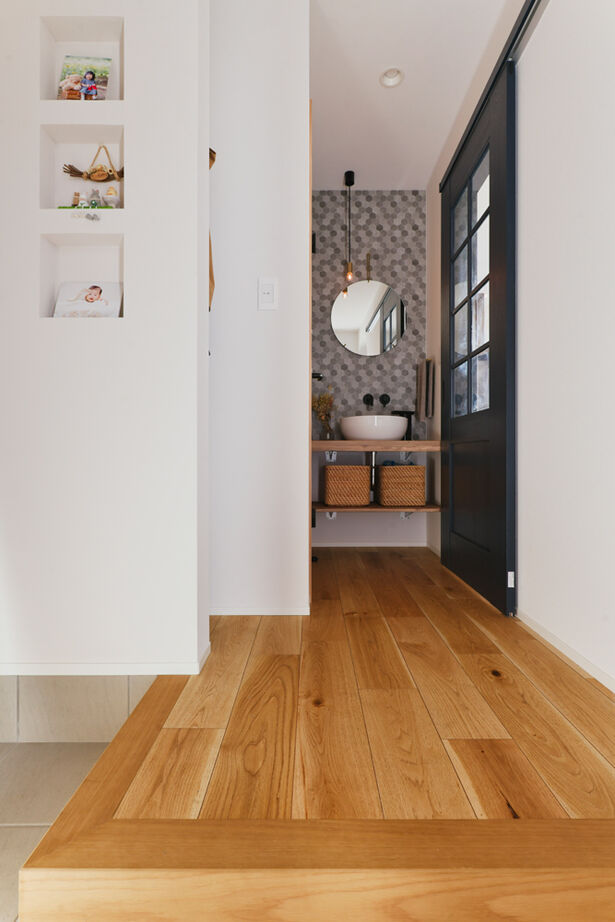 TAINN DESIGN　一級建築士事務所 【2510万円／28.2坪／旗竿地】生活感を隠せる収納力とスマート動線。子育て真っ只中の共働き夫婦を助ける家の建築実例画像10