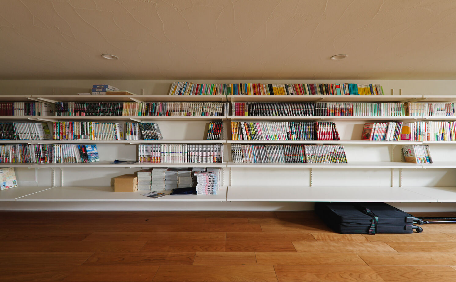 TAINN DESIGN　一級建築士事務所 【5000万円台/32.5坪/間取り図あり】土間リビングとストレスフリーの家事動線。家族の動きに寄り添う住まいの建築実例画像11