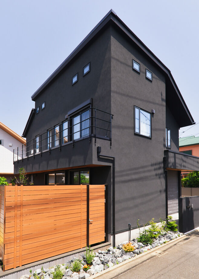 TAINN DESIGN　一級建築士事務所 【5000万円台/32.5坪/間取り図あり】土間リビングとストレスフリーの家事動線。家族の動きに寄り添う住まいの建築実例画像16