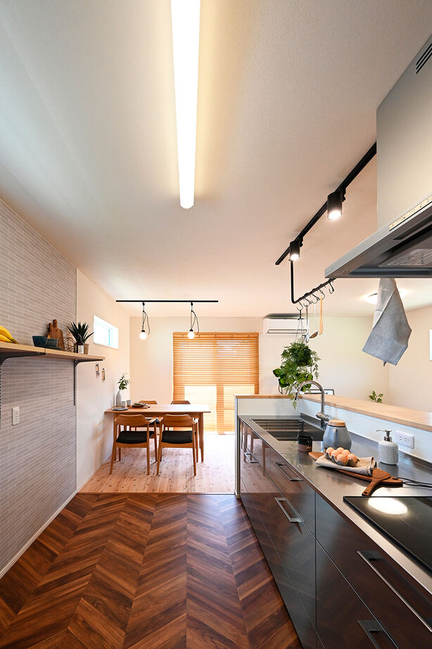 ユートピア建設 【2000万円台｜24坪の平屋】60歳からの家づくり。「快適・安心な老後」のためのシニア夫婦の平屋の建築実例画像6