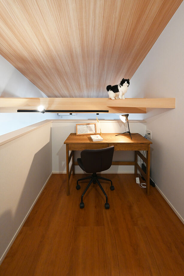 ユートピア建設 【西尾市｜29坪の平屋】スキップフロアで空間を上下に活用！ペットと快適に暮らせるガレージ付き平屋の建築実例画像5