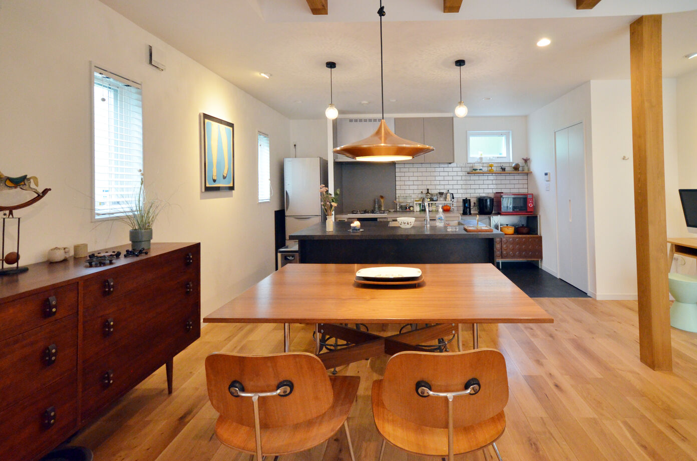 木の国工房 【2000万円台/30坪台/間取り有】無垢材の梁を出し、LDKを広くプランした趣味部屋と書斎のある家の建築実例画像2