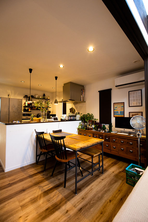 近江建設/アイフルホーム・フィアスホーム 【土間リビング／1000万円台／間取り有】「吹き抜け」＋「庭・ガレージ」＋「インテリア」の開放的な住まいの建築実例画像7