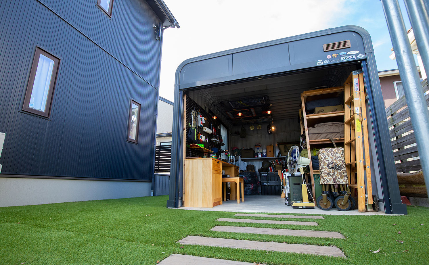 近江建設/アイフルホーム・フィアスホーム 【土間リビング／1000万円台／間取り有】「吹き抜け」＋「庭・ガレージ」＋「インテリア」の開放的な住まいの建築実例画像11