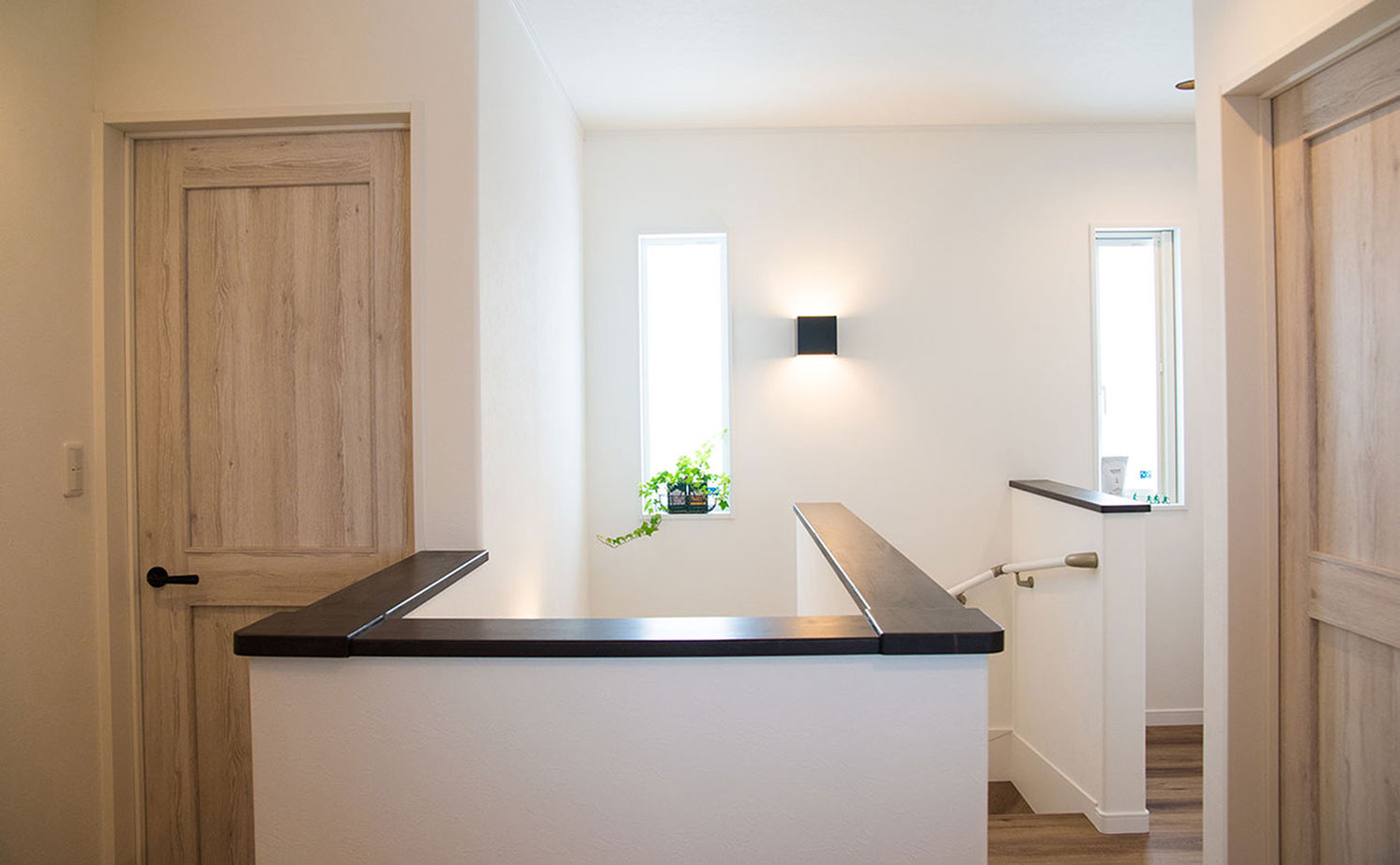 近江建設/アイフルホーム・フィアスホーム 【土間リビング／1000万円台／間取り有】「吹き抜け」＋「庭・ガレージ」＋「インテリア」の開放的な住まいの建築実例画像18