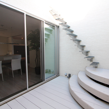 クラフトホーム 【シンプルモダン×スキップフロア※間取図あり】シンプルを追求した美術館のような白い家の建築実例画像8