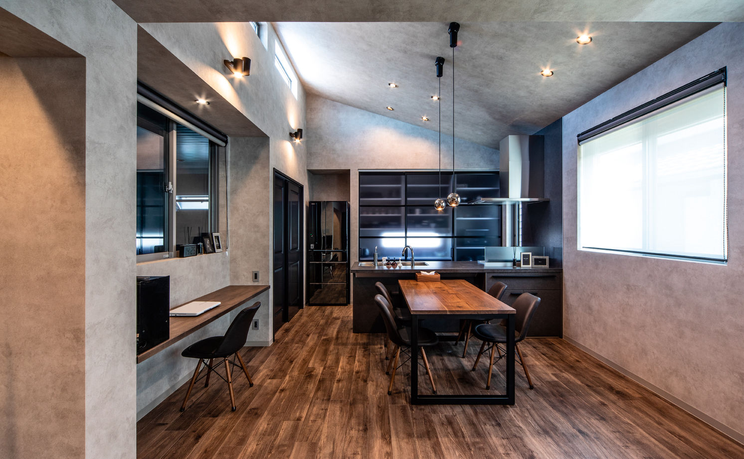 クラフトホーム 【2000万円台/インナーガレージ/注文住宅/間取り図】愛車＆水上バイクを並べて趣味を楽しむガレージハウスの建築実例画像4