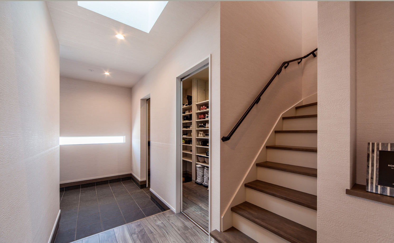 クラフトホーム 【2000万円台/インナーガレージ/注文住宅/間取り図】愛車＆水上バイクを並べて趣味を楽しむガレージハウスの建築実例画像6