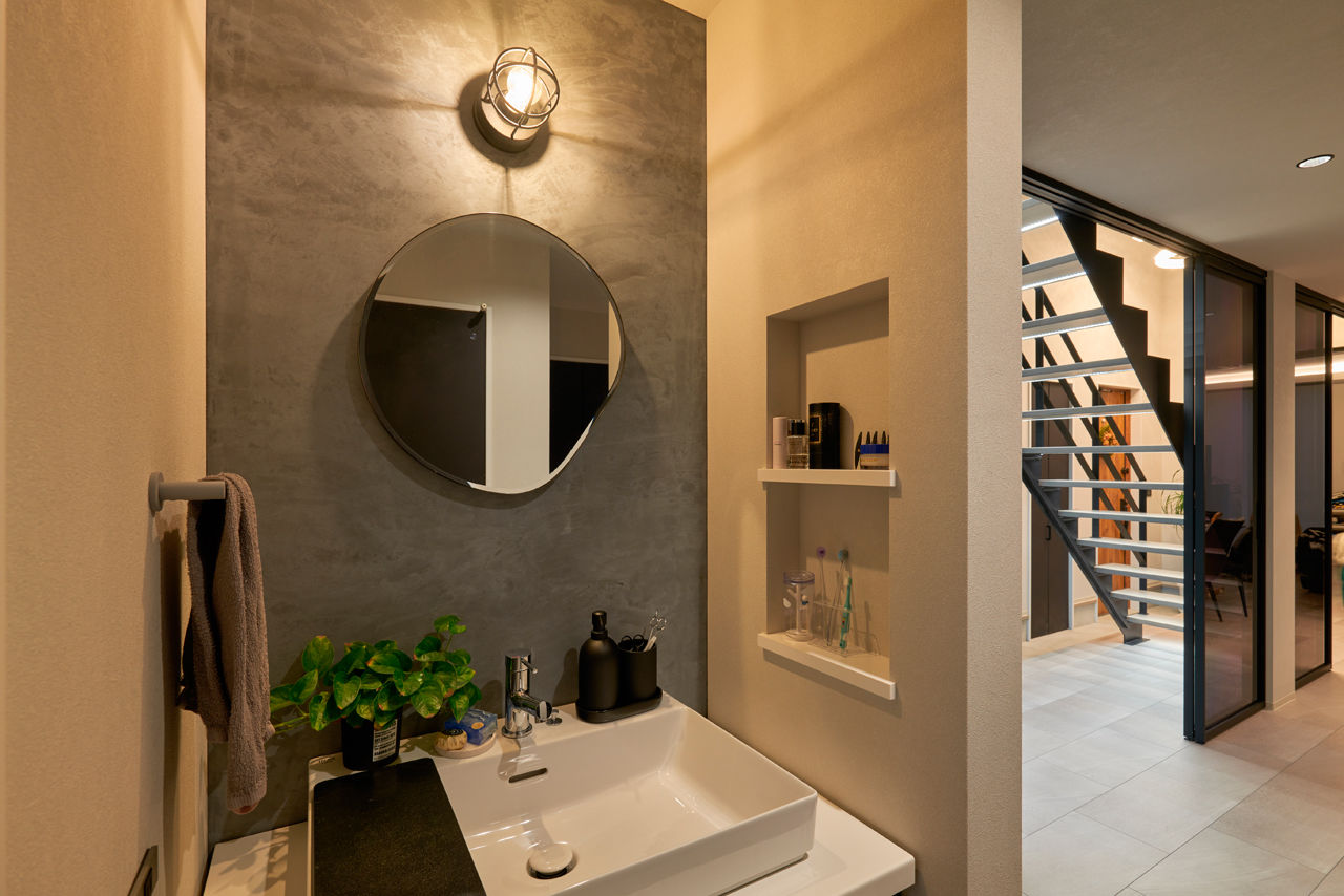 クラフトホーム 【2000万円台/40坪台/インナーガレージ/土間玄関/間取図有】愛車が映えるガレージや土間玄関がカッコいい家の建築実例画像9