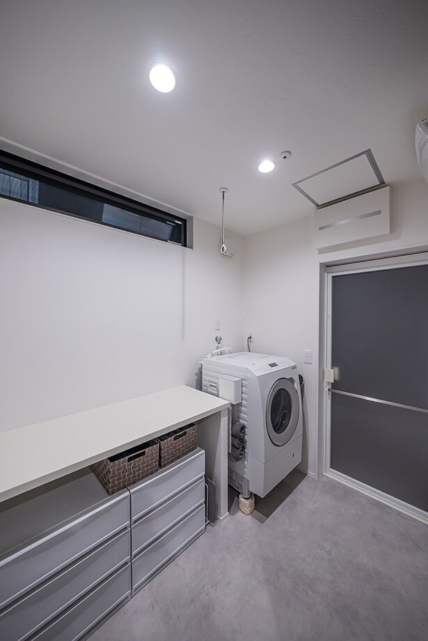 クラフトホーム 【2000万円台/30坪台/3LDK/2階建て】ホテルライクなくつろぎの空間を叶えたスタイリッシュなガレージハウスの建築実例画像9