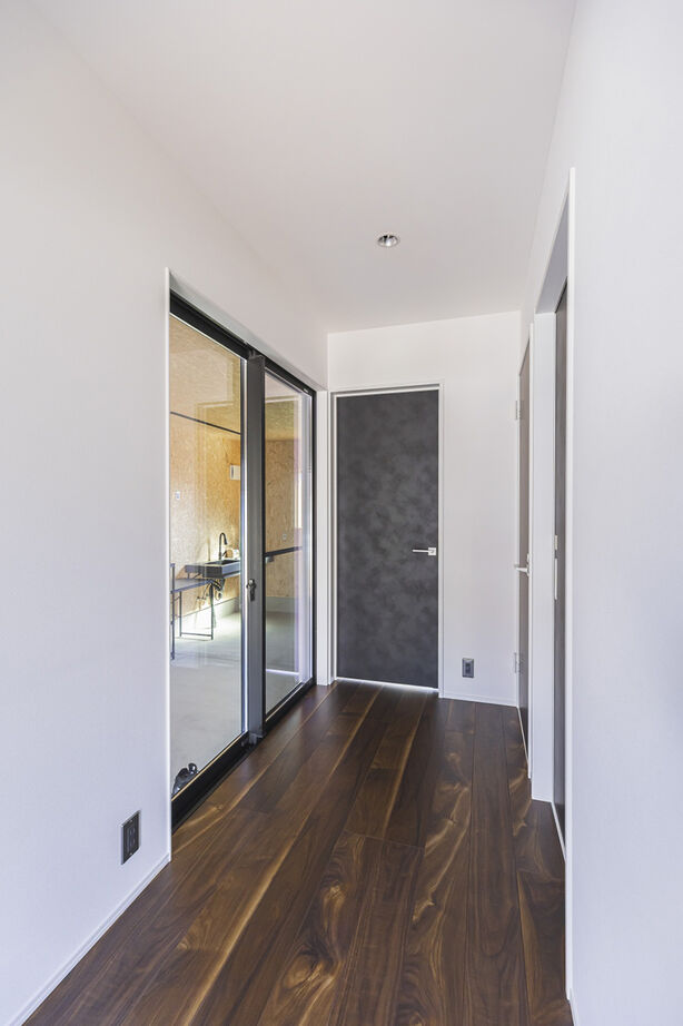 クラフトホーム 【900万円/平屋14.2坪/間取り図】小さくても、自由で、カッコいい。“ガレージが主役” の住まいの建築実例画像10