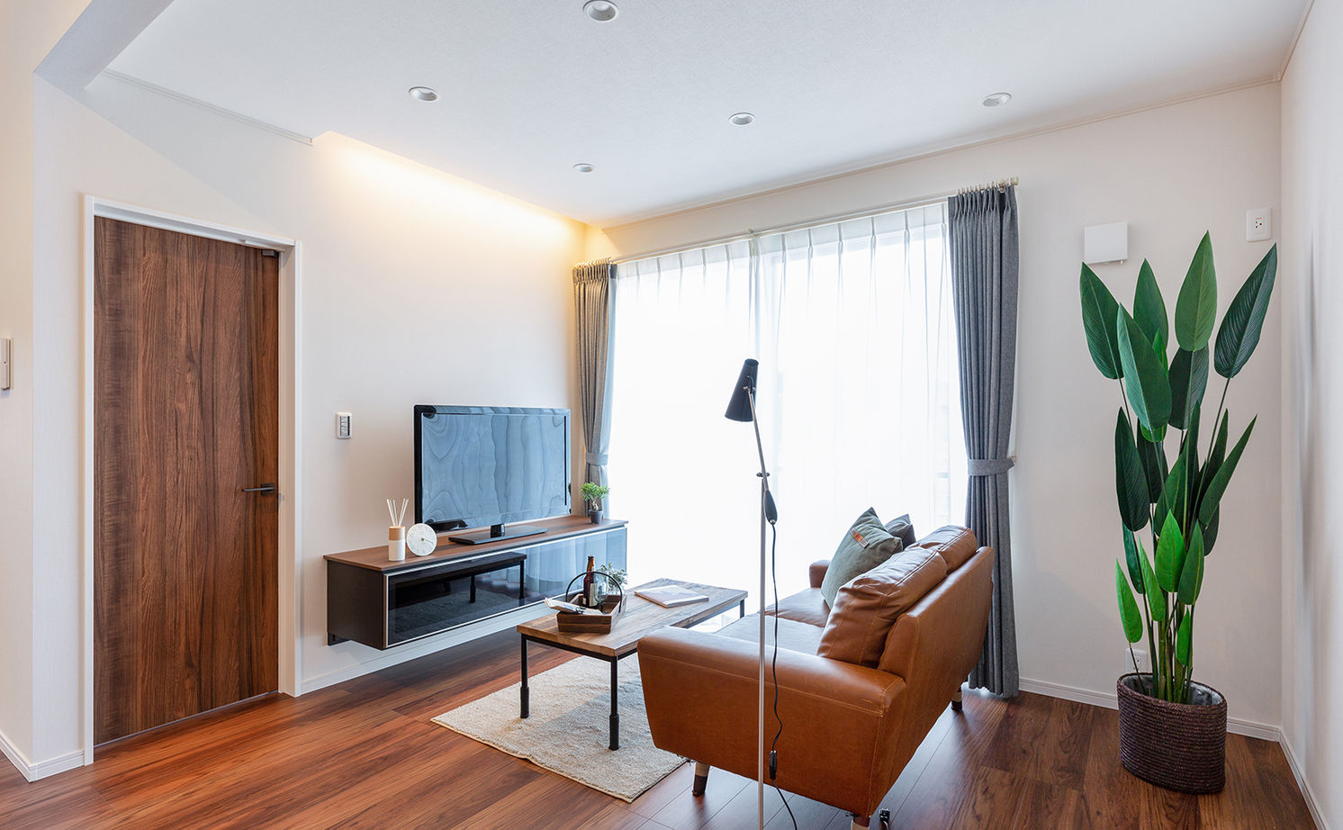 サティスホーム岐阜 【間取り図有×1000万円台×平屋×回遊導線】家族が自然につながるLDK。将来を見越したバリアフリーな平屋の建築実例画像5