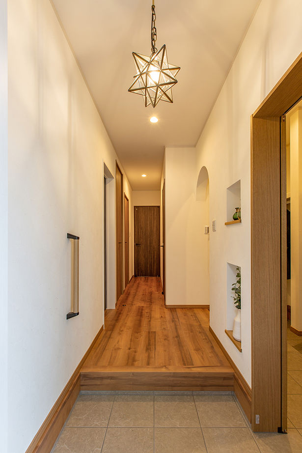 サティスホーム岐阜 【岐阜市×間取り図有×2000万円台×土間】暮らしを考えた収納動線が魅力。オーバーハングのスクエアハウスの建築実例画像5