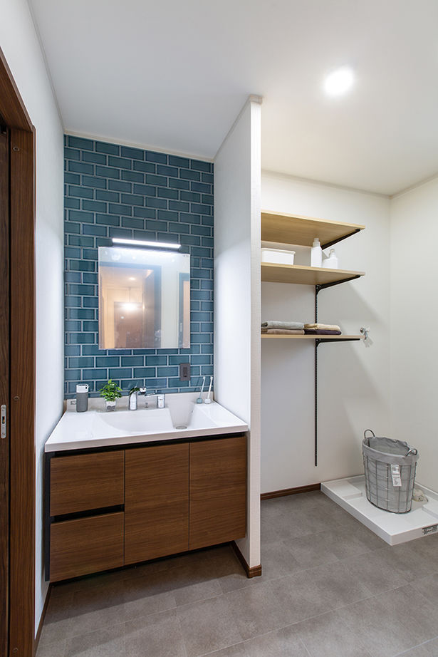 サティスホーム岐阜 【岐阜市×間取り図有×2000万円台×土間】暮らしを考えた収納動線が魅力。オーバーハングのスクエアハウスの建築実例画像16