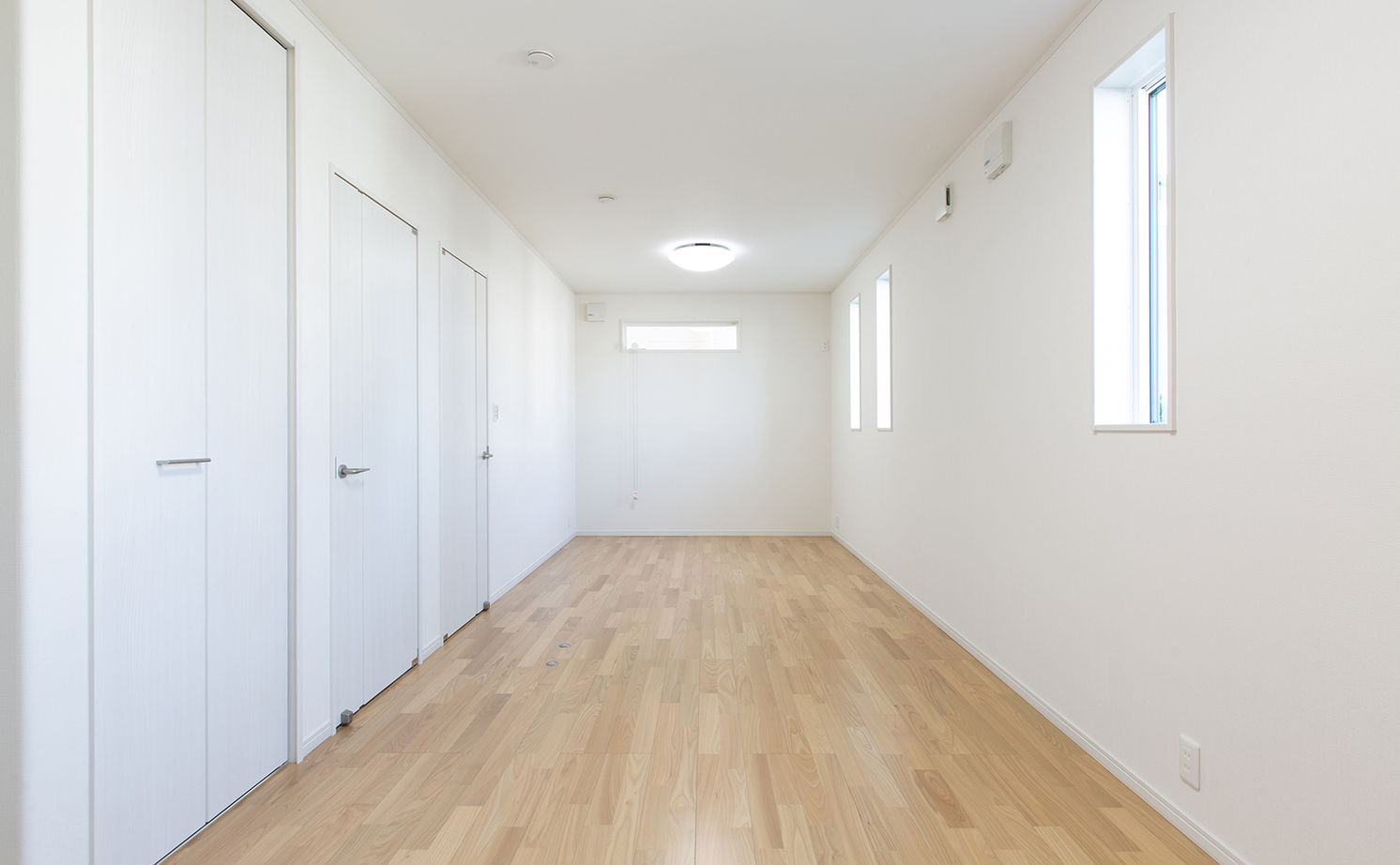 サティスホーム岐阜 【一宮市×間取り図有×1000万円台×平屋】固定階段で行ける小屋裏収納で収納量◎陽光を効率よく導くL字型平屋の建築実例画像16