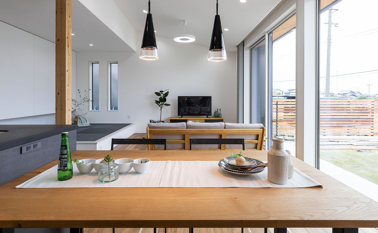 サティスホーム岐阜 【瑞穂市×間取図有×半平屋スタイル】スムーズな生活動線を叶えた、軒裏が映える半平屋のデザイン住宅の建築実例画像16