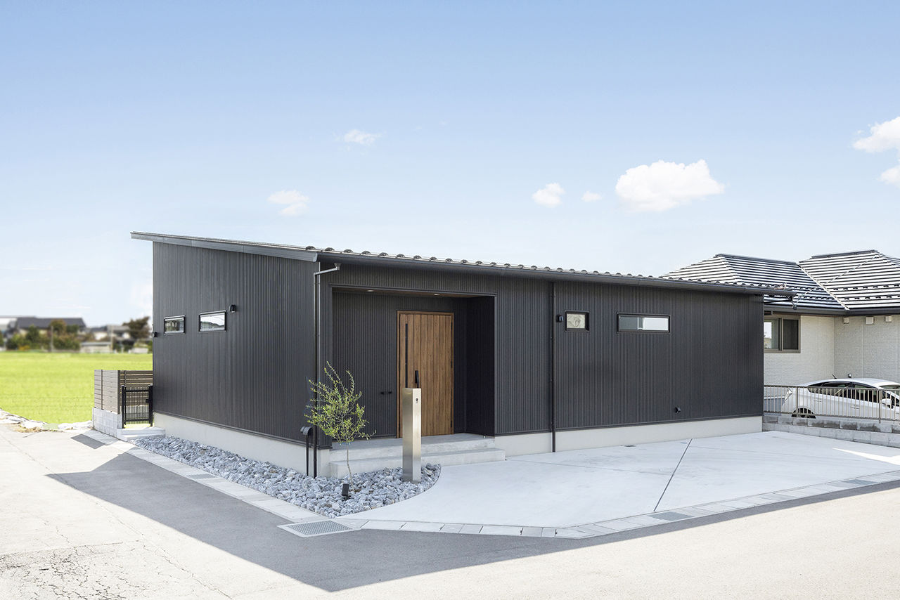 サティスホーム岐阜 【岐阜県×2000万円台×平屋×中庭】暮らすほど快適性を実感。風情あるガルバリウム外観のコの字型平屋の建築実例画像10