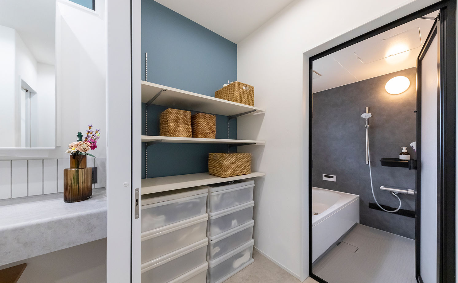 サティスホーム岐阜 【一宮市×間取り図有×2000万円台×平屋】小屋裏を活かした開放的なリビング。収納力と家事動線を極めた平屋の建築実例画像17