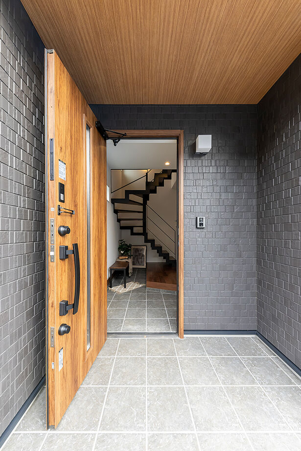 サティスホーム岐阜 【岐阜市×2000万円台×間取り図有×無垢床】アイアン階段と家事動線が自慢の家の建築実例画像4