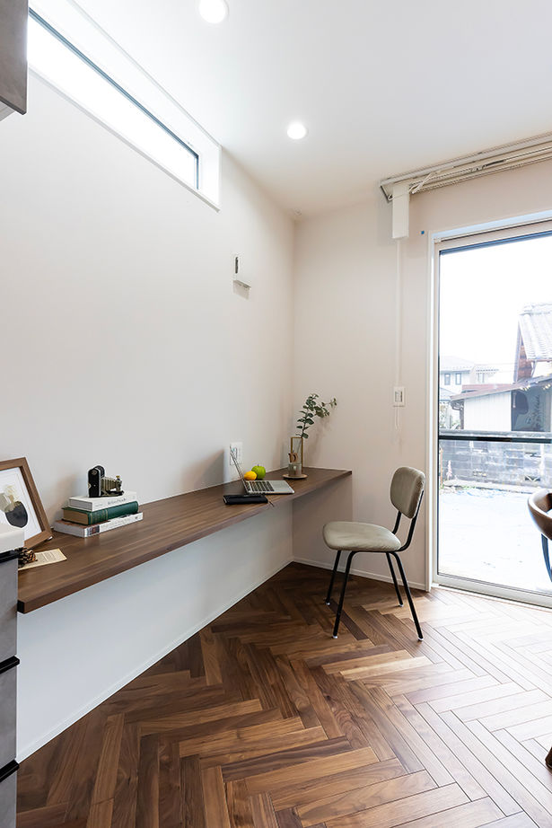 サティスホーム岐阜 【岐阜市×2000万円台×間取り図有×無垢床】アイアン階段と家事動線が自慢の家の建築実例画像10