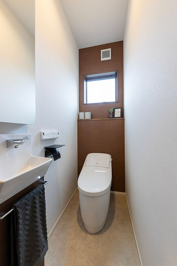 サティスホーム岐阜 【岐阜市×2000万円台×間取り図有×無垢床】アイアン階段と家事動線が自慢の家の建築実例画像18