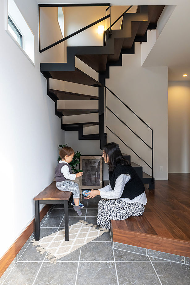 サティスホーム岐阜 【岐阜市×2000万円台×間取り図有×無垢床】アイアン階段と家事動線が自慢の家の建築実例画像19