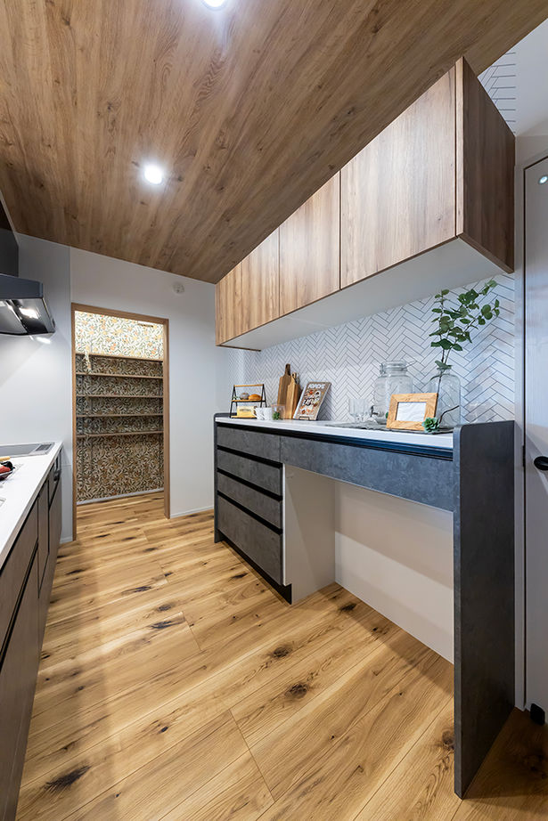 サティスホーム岐阜 【岐阜市×平屋】プライバシーを守り陽光も取り入れる、テラスをコの字型に囲んだ外に閉じ内に開く平屋の建築実例画像11